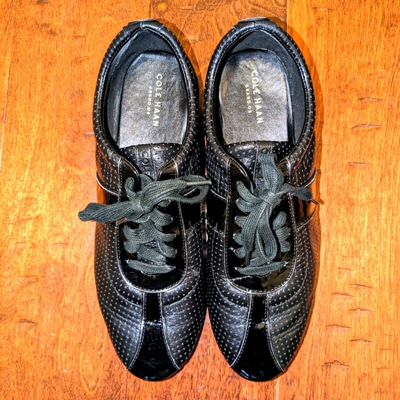 EUC COLE HAAN D44038 US 9B  Grand.OS Womens Black Leather Tennis Loafer Sneaker - Picture 3 of 10